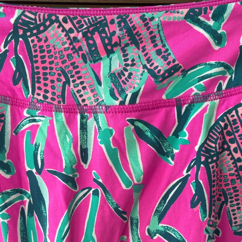 Lilly Pulitzer Vibrant Pink and Green Women's Skort - Picture 2 of 2
